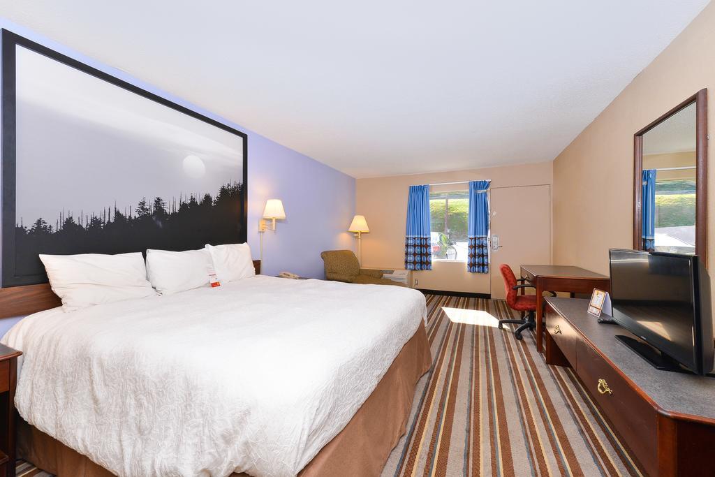 Super 8 By Wyndham Caryville Tn Rom bilde